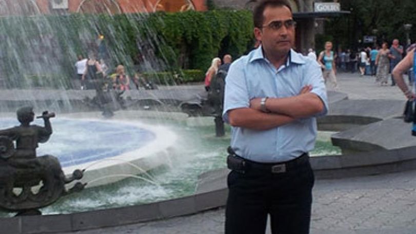 «Ուզում է այնտեղ ոսկի տեղա, հետ չեմ գնա». Հալեպահայ ոսկերիչն Արցախում հող է մշակում