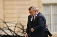 Никол Пашинян вместе с супругой Анной Акопян отбыл в Париж