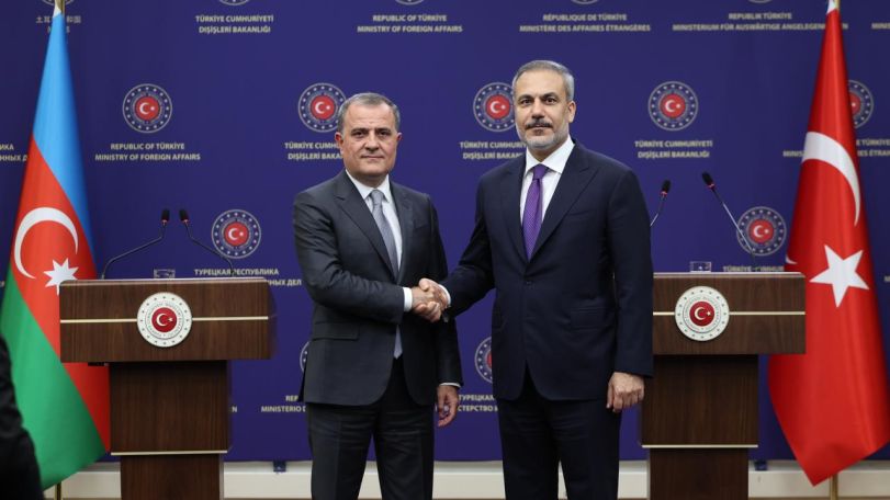 Թուրքիայի և Ադրբեջանի ԱԳ նախարարները հեռախոսազրույց են ունեցել
