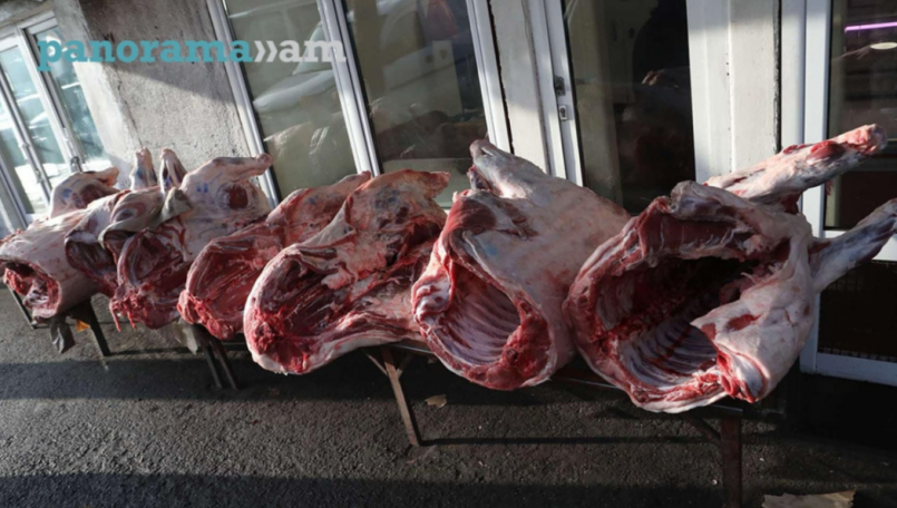 Инспекционный орган: Изъятое сегодня на рынке в Ереване мясо будет сожжено