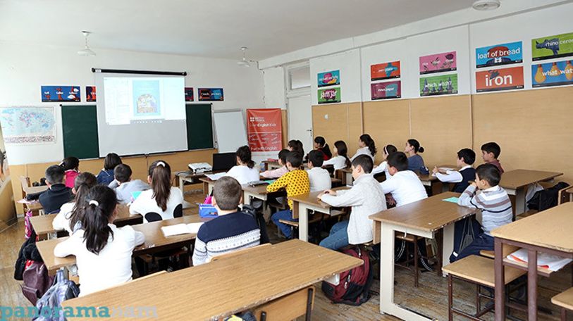 Թեև ՀՀ-ում սովորողները մոտավորապես 11.3 տարի են անցկացնում դպրոցում, ավարտում են ընդամենը 8 տարվա օպտիմալ ուսուցմանը համարժեք գիտելիքով. ՀԲ ուսումնասիրություն