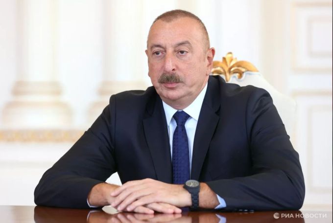 Алиев высказался о поставках оружия Армении и похвастался, что Ереван не выдержит гонку вооружений с Баку