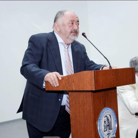Մաhաgել է ակնաբուժության պրոֆեսոր Ալեքսանդր Մալայանը
