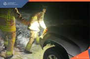 Спасатели в Армении вызволили застрявшие автомобили