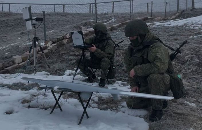 Военнослужащие ЮВО уничтожили условного противника в горах Армении