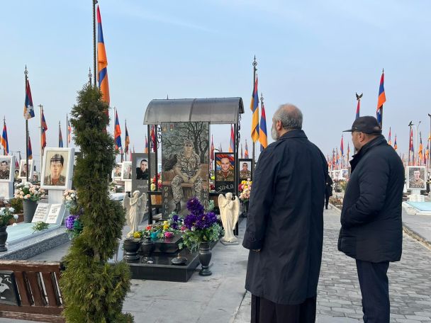 2025-ը կդիմավորենք Եռաբլուրում. Բագրատ Սրբազան