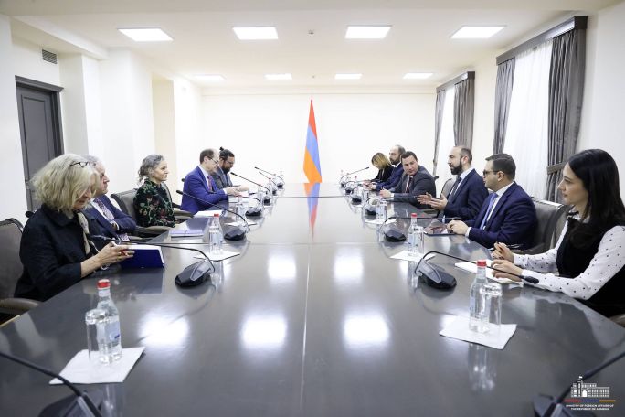 Мирзоян - Магдалене Гроно: Поддержка правительством закона о вступлении в ЕС соответствует динамике углубления взаимодействия Армении с ЕС