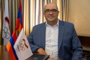 Հրաչյա Ռոստոմյանը որոշել է այլևս առաջադրվել ծանրամարտի ֆեդերացիայի նախագահի թեկնածու