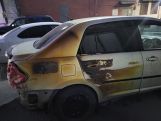 Пожар на проспекте Аршакуняц в Ереване: сгорели два киоска, поврежден припаркованный неподалеку автомобиль