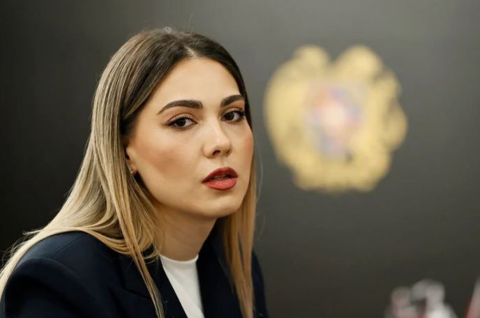 Armenian justice minister takes disciplinary action against 3 notaries