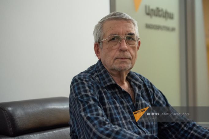 Մահացել է Արմեն Դուլյանը
