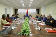 Pashinyan chairs Security Council session
