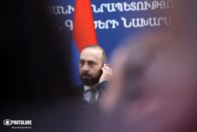 Мирзоян: Видим определенные упрощенные процедуры, от чего могут выиграть и Армения, и Азербайджан