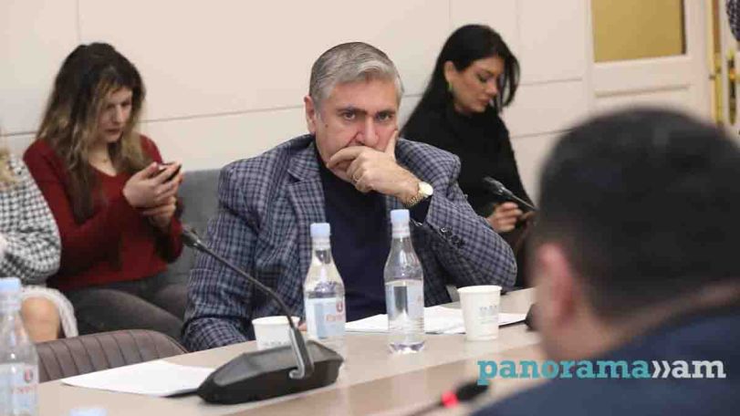 Վտանգավոր նախադեպ եք ստեղծում, պետք է սկսեք կառավարության նոր ու թանկանոց «Volvo»-ներից. Խաչատրյանը՝ ՊՎԾ ղեկավարին