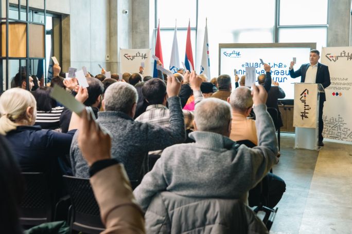 Homeland Party holds regular congress