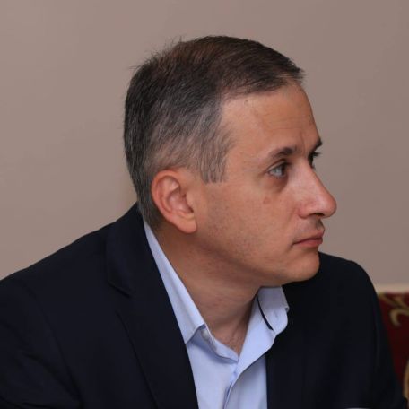 Ուկրաինական հակամարտության կարգավորման մասին դեռ շատ վաղ է խոսել. Հայկ Այվազյան