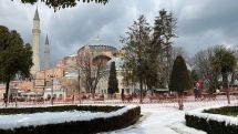 Ստամբուլի իշխանությունները ձյան տեղումների պատճառով չեղարկել են դպրոցներում դասերը