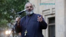 Архиепископ Баграт Галстанян: Пытаются ограничить свободу слова общественного деятеля Эдгара Казаряна