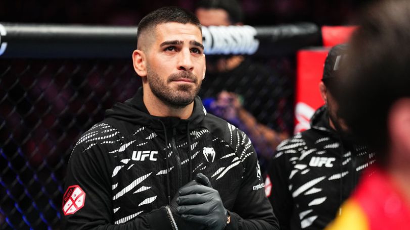 Боец UFC Топурия отказался от поединка против Армана Царукяна после перехода в легкий вес
