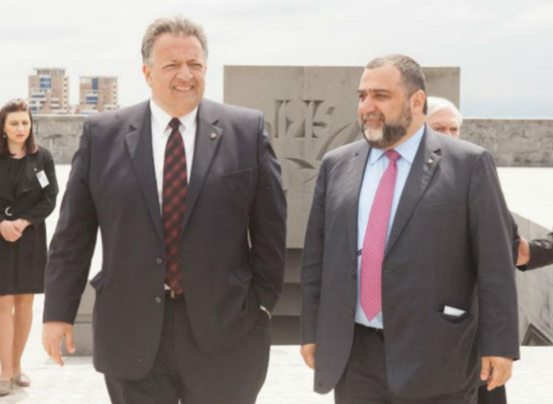 Noubar Afeyan urges Pashinyan to address plight of Ruben Vardanyan in Baku