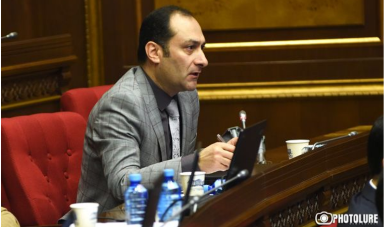 Արտակ Զեյնալյանն անձա՞մբ է այցելել գերիներին, թե Բաքվում գործակալներ ունի.Մեսրոպ Առաքելյան