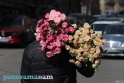 Самые дорогие букеты на Международный женский день продают в Южной Корее и Армении