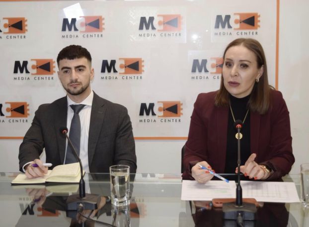 Հայաստանը վտանգավոր իրավիճակում  է՝ գտնվելով ավտորիտար և ժողովրդավարական երկրների արանքում. Հասմիկ Հարությունյան