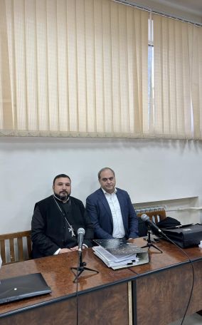 Եհովայի վկաները դատարանում պարտվել են Տեր Զարեհ քահանա Աշուրյանին