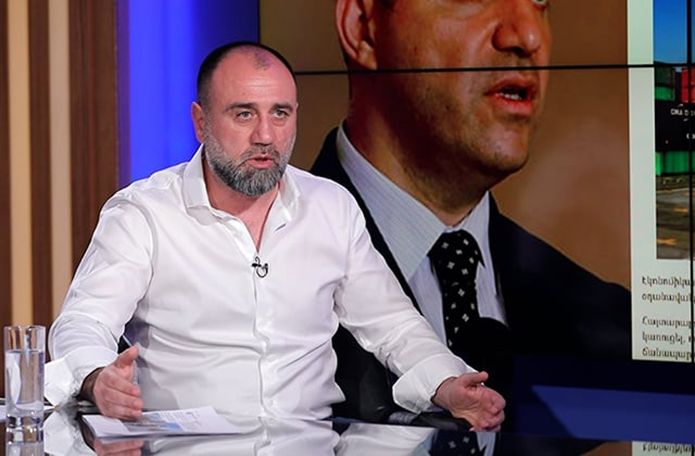 Ռուբեն Մխիթարյան. Դրա համար էր անցած կիրակի լեղապատառ եկել Գյումրի՝ հարյուրավոր թիկնապահներով