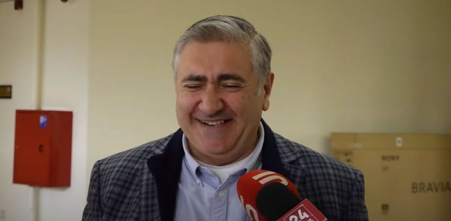 Ինչու են իշխանականները գոհ «խաղաղության պայմանագրից». Արթուր Խաչատրյանի ծիծաղն ու մեկնաբանությունը