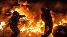 West economic collapse behind Kiev unrest - analyst