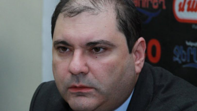 Քաղաքագետ. Վարչապետի հրաժարականի հետ կապված և՛ իշխանությունը, և՛ ընդդիմությունը կարող են ունենալ բարձր տրամադրություն
