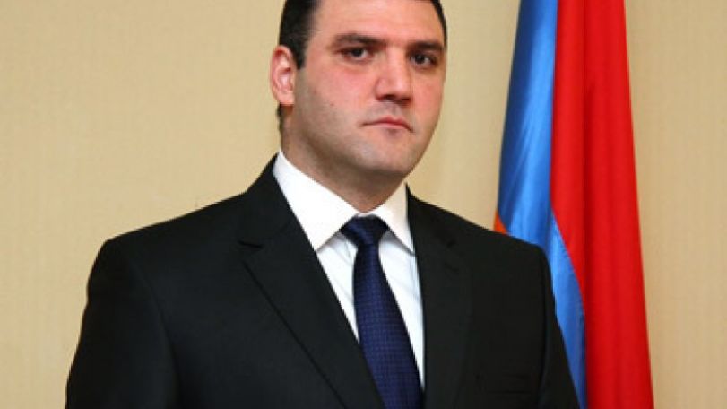Գևորգ Կոստանյանը Պռոշյան գյուղում հանդիպել է սպանված գյուղապետի հարազատներին