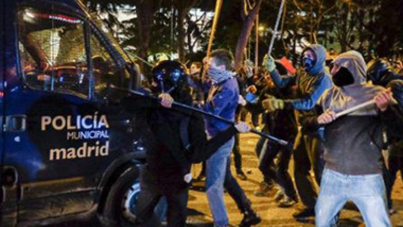 Anti-austerity protest turns violent in Spanish capital