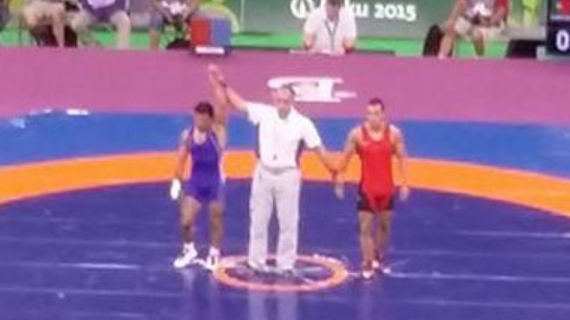 Армянский борец Роман Амоян стартовал с победы на Европейских играх в Баку