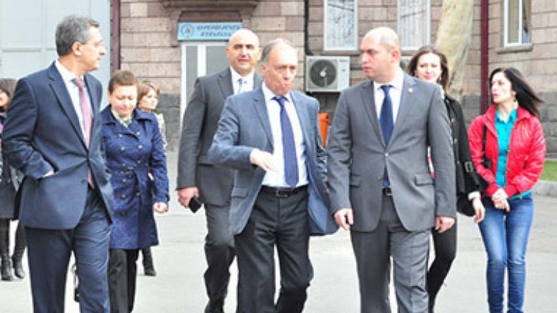 ԿԳ նախարարը` ՀՊՃՀ ռեկտորի հրաժարականի և բուհի ապագայի մասին