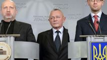 ‘Kiev interim players expected quick power grab, desperately need money’