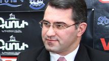 Армен Мартиросян: Выражение вотума недоверия правительству каких-либо проблем не решает