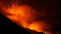 Из-за извержения вулкана в Индонезии объявлена эвакуация 200 тысяч человек 