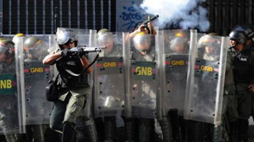 Two dead in Venezuela anti-government student protests