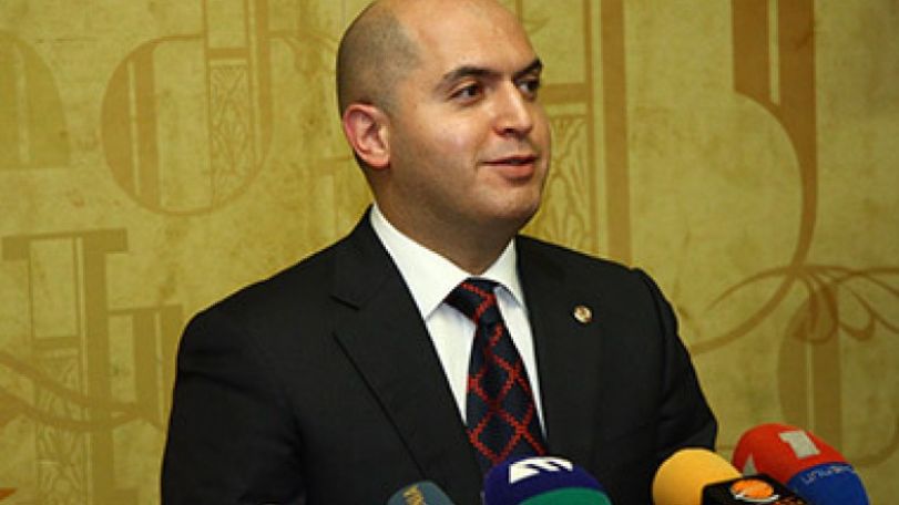 Դասագրքերի շրջանառու հիմնադրամը ներկայացրել է 2013թ. հաշվետվությունը 