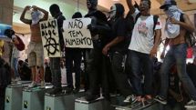 Brazil: Rio protest over transport fare rise ends in violence
