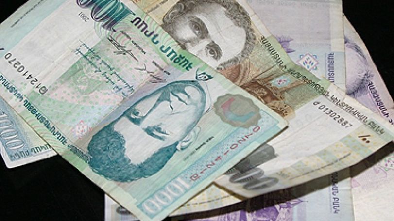 В Армении с 1 июля 2015 года военные пенсии повысятся на 14%