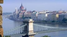 Венгрия пожинает плоды экстрадиции героя-убийцы Азербайджана Рамиля Сафарова. Комментарий эксперта Т.Абрамяна