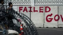 Pockets of violence amid Thai anti-government protests in Bangkok