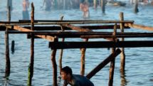 Typhoon Haiyan death toll tops 6,000 in the Philippines