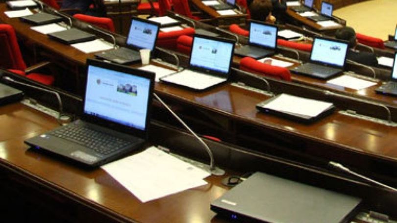 Parliament to hold open-door hearings on electricity tariffs 