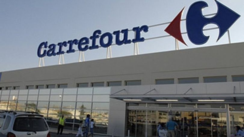 Economy Minister: We hope to hear good news about Carrefour next year