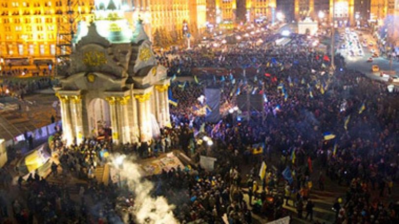 Оппозиция Украины обещает мощный и быстрый удар в ответ на разгон властями «сонного Евромайдана» 