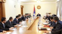 Karabakh President discusses 2014 draft budget